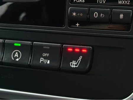 2015 Mercedes-Benz A Class A180 AMG LINE NIGHT PACK AMG INTERIOR HALF LEATHER SEATS / HI SPEC / SYSTEM LOW ROAD TAX BAND / SIMI DEALER €15,950 thumbnail