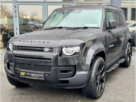 2022 Land Rover Defender ++LOW KM++ 3 SEATS / PLUS VAT €53,000 thumbnail