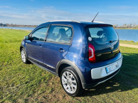 2015 Volkswagen up! 1.0L AUTO €8,950 thumbnail