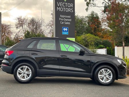 2023 Audi Q3 - thumbnail 5