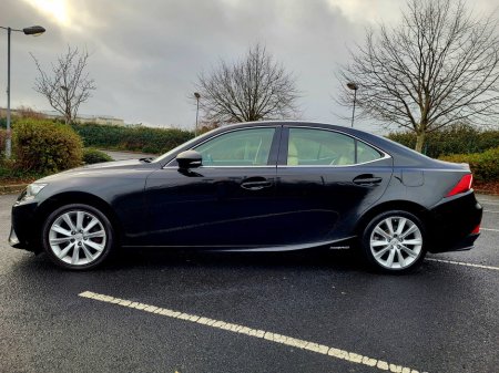 2016 Lexus IS 300 h  €13,999