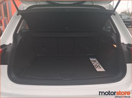 2019 Volkswagen Tiguan 2.0 TDI 150HP Comfortline (One Year Warranty / AA Membership / Bishopstown) €22,900 thumbnail