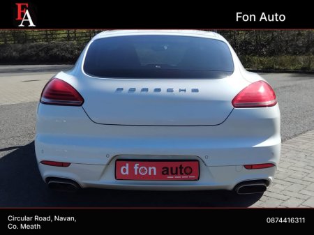 2015 Porsche Panamera - thumbnail 6