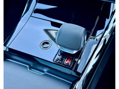 2025 Land Rover Range Rover Sport AUTOBIOGRAPHY €139,950 thumbnail