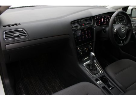 2019 Volkswagen Golf 2.0TDI 150BHP SPORT 5DR HATCHBACK AUTO // 1 OWNER WITH ONLY 82,000 KM'S // BUY WITH CONFIDENCE AA AND SIMI APPROVED DEALER 2026 // FINANCE ARRANGED // ALL TRADE INS WELCOME // €21,950 thumbnail