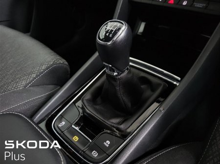 2023 Skoda Karoq Style 1.0Tsi 110Bhp €32,950 thumbnail