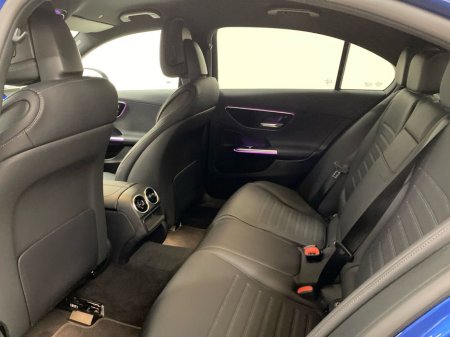 2025 Mercedes-Benz C Class - thumbnail 4