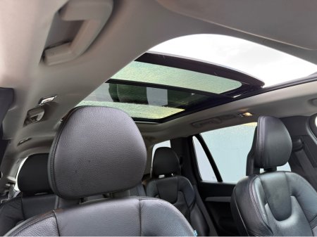 2021 Volvo XC90 2.0D B5 AWD MOMENTUM 5DR AUTO 7 SEAT €48,950 thumbnail