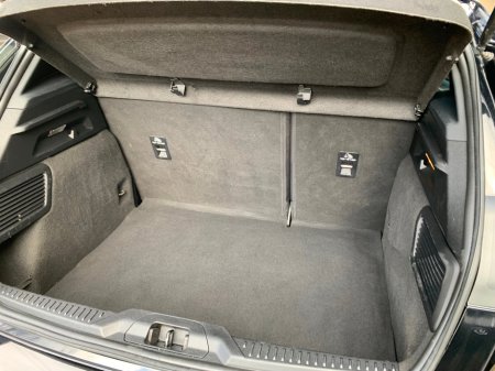 2019 Ford Focus - thumbnail 11