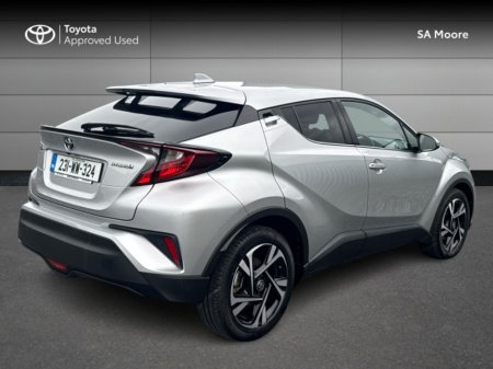 2023 Toyota C-HR HYBRID SPORT €28,995