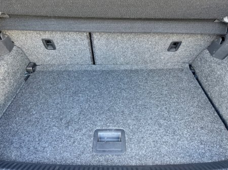 2016 Volkswagen Polo - thumbnail 19