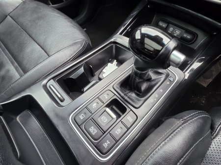 2016 Kia Sorento - thumbnail 25