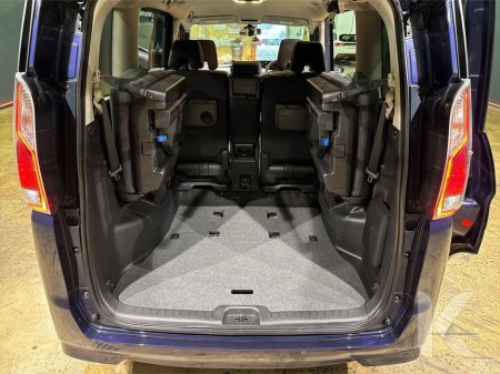 2018 Nissan Serena S-HYBRID AUTOMATIC 2.0L - POWER SLIDING DOORS - 360/REVERSE CAMERA - CRUISE CONTROL €18,950 thumbnail