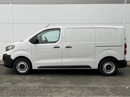 2026 Opel Vivaro Komfort | 1.5 | SWB | 120hp €30,077