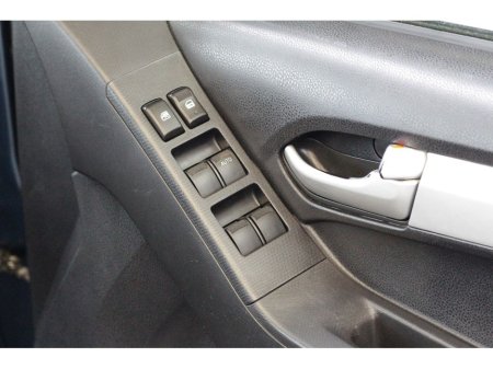 2017 Isuzu D-MAX - thumbnail 13