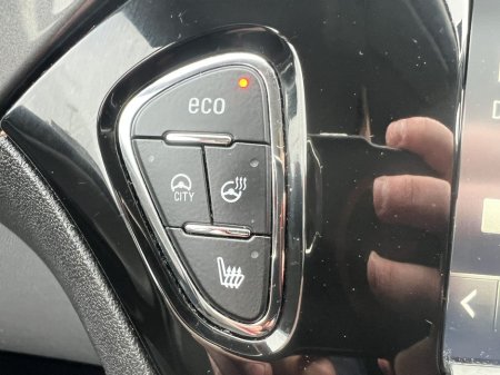 2017 Opel Corsa SE thumbnail