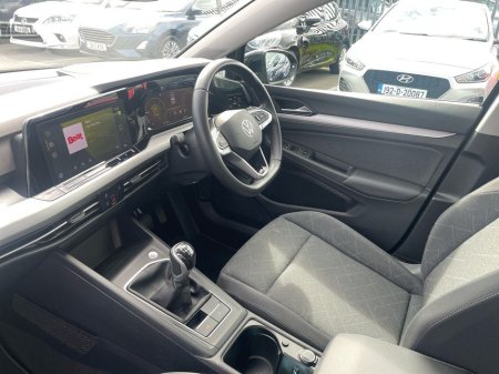 2024 Volkswagen Golf 2.0 TDI 115HP Life €27,475