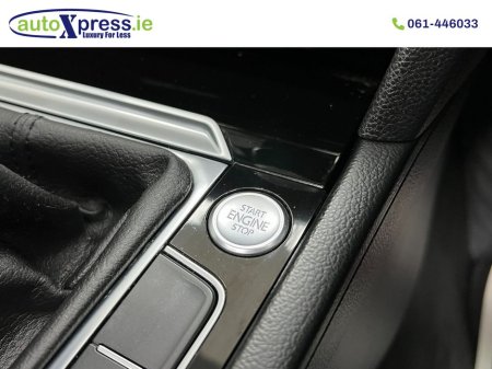 2016 Volkswagen Passat 2.0 TDI BLUMOTION, Panoramic Sunroof thumbnail