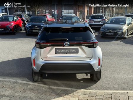 2023 Toyota Yaris Cross - thumbnail 4