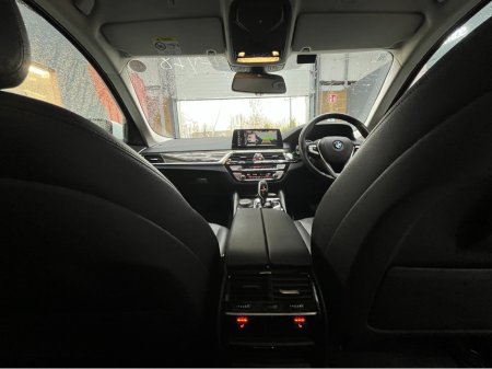 2018 BMW 5 Series €24950! 2018 BMW 520D 523D LUXURY 2.0 AUTOMATIC / CRUISE CONTROL / 360° PARKING CAMERA / ELECTRIC MEMORY & HEATED SEATS / HEATED REAR SEATS €24,950 thumbnail