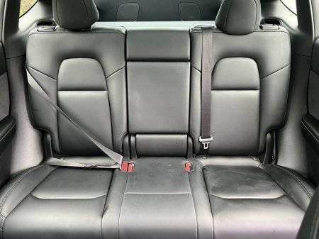 2023 Tesla Model Y - thumbnail 13