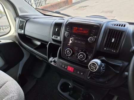 2015 Auto-Trail F-Line - thumbnail 13