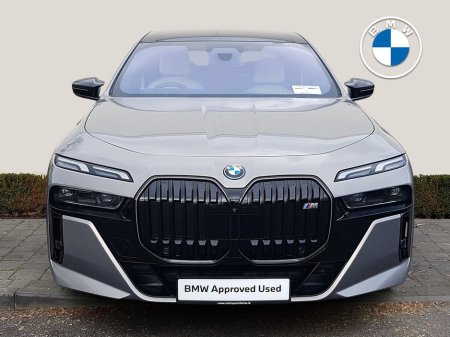 2025 BMW 7 Series M760e €134,995 thumbnail