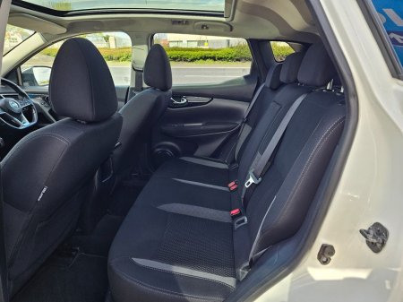 2018 Nissan Qashqai - thumbnail 29