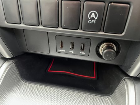 2021 Mitsubishi L200 - thumbnail 17