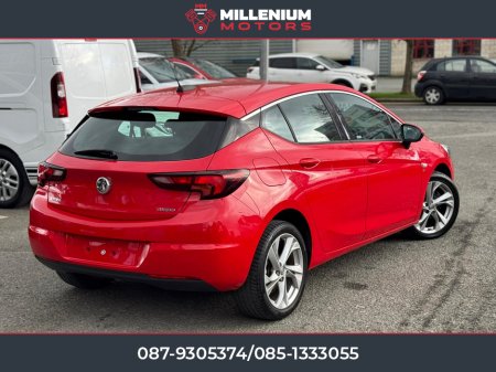 2016 Vauxhall Astra - thumbnail 3