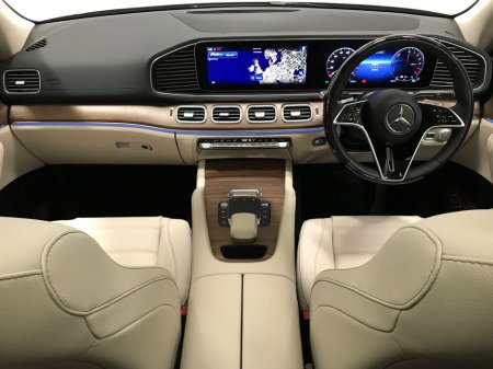 2024 Mercedes-Benz GLE Class GLE350 DE 4Matic AMG Exterior Line €104,900 thumbnail