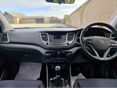 2016 Hyundai Tucson - thumbnail 10