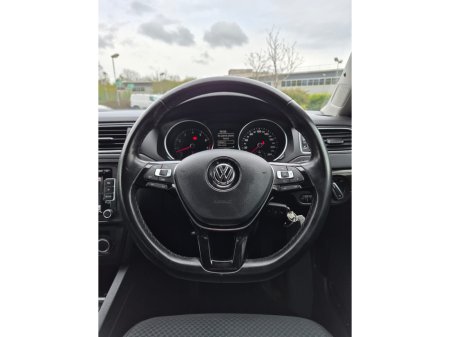 2015 Volkswagen Jetta - thumbnail 13