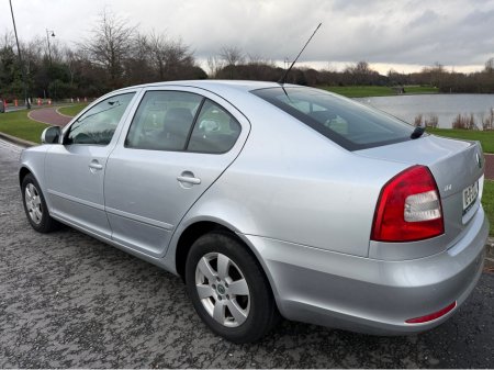 2010 Skoda Octavia ONE OWNER 55k MILES ELEGANCE €5,999 thumbnail