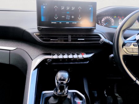 2022 Peugeot 3008 - thumbnail 15