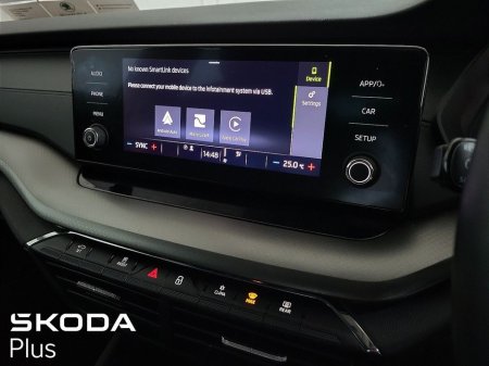 2023 Skoda Octavia - thumbnail 17