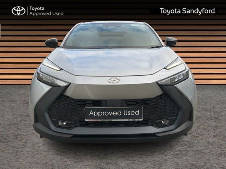2025 Toyota C-HR SPORT PLUS SIDESTEPS & EXTRAS // HEATED SEATS // APPLE CARPLAY/ANDROID AUTO // SIDE STEPS // WIND DEFLECTORS // FULL WARRANTY €37,945 thumbnail