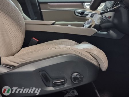 2025 Volvo XC90 * ULTRA * T8 2.0 PHEV * AWD * AUTOMATIC * STUNNING SUV * TRINITY VOLKSWAGEN * thumbnail