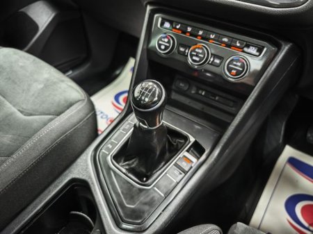 2017 Volkswagen Tiguan - thumbnail 18