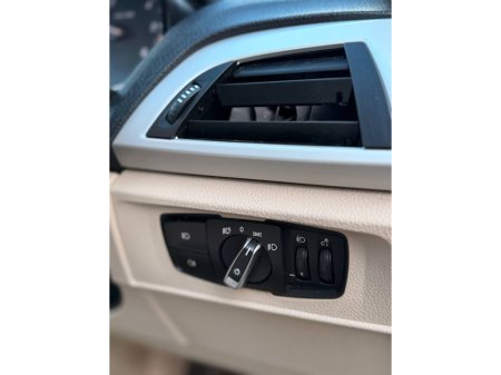 2013 BMW 1 Series - thumbnail 37