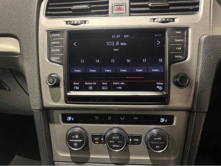 2015 Volkswagen Golf - thumbnail 17