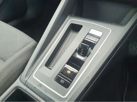 2023 Volkswagen Golf 1.0 eTSI MHE MHEV 110HP €24,995 thumbnail