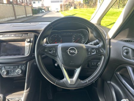 2017 Opel Zafira - thumbnail 20