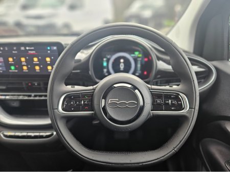 2025 Fiat 500e - thumbnail 4