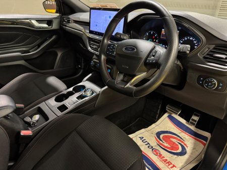 2023 Ford Focus - thumbnail 11