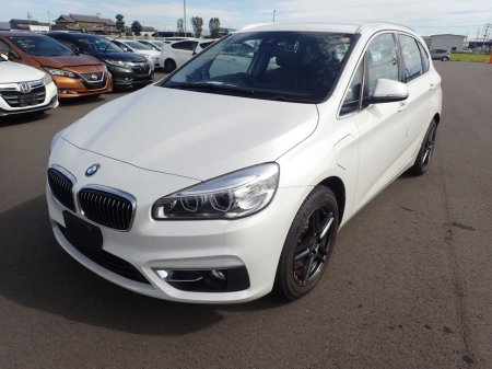 2016 BMW 2 Series Active Tourer 225XE PLUG IN HYBRID SE LUXURY EDITION 5DR ESTATE AUTO // LOW MILEAGE EXAMPLE ONLY COVERED 86,545 KM'S // A REAL MUST SEE // BUY WITH CONFIDENCE AA AND SIMI APPROVED DEALER 2026 // FINANCE ARRANGED // €16,950