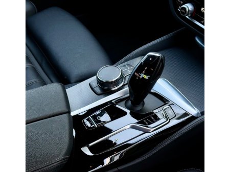 2023 BMW 5 Series - thumbnail 14