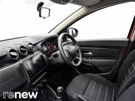 2023 Dacia Duster 1.0 TCe 90 Expression €21,490 thumbnail