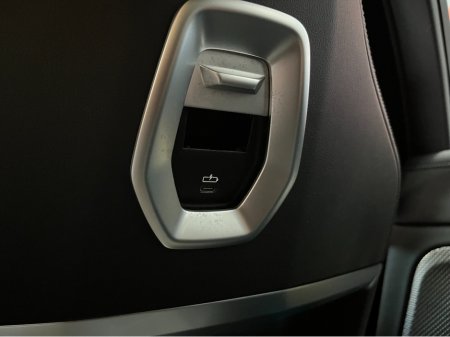 2024 BMW i7 - thumbnail 25