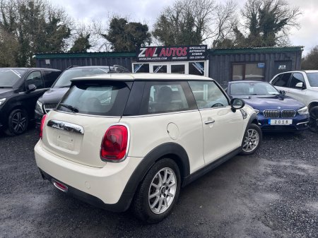 2015 MINI Hatch Cooper S Auto €11,950 thumbnail